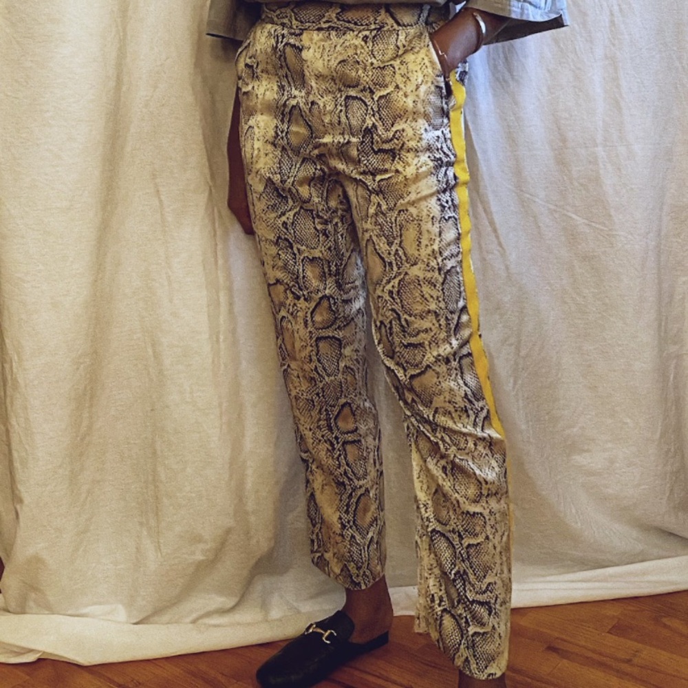 Snakeskin Matching Set - Picture 4 of 5